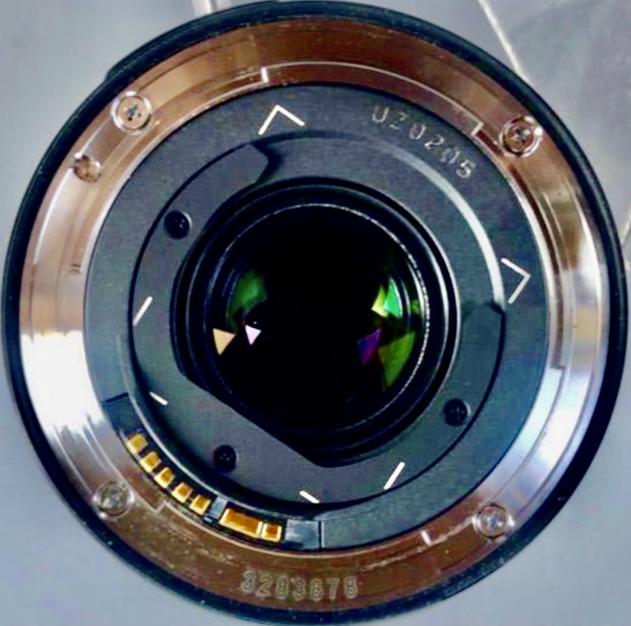 ขายเลนส์ Canon EF 14mm F2.8L II USM ผลิตในญีปุ่น ปี 2011 (ระหัสZ)