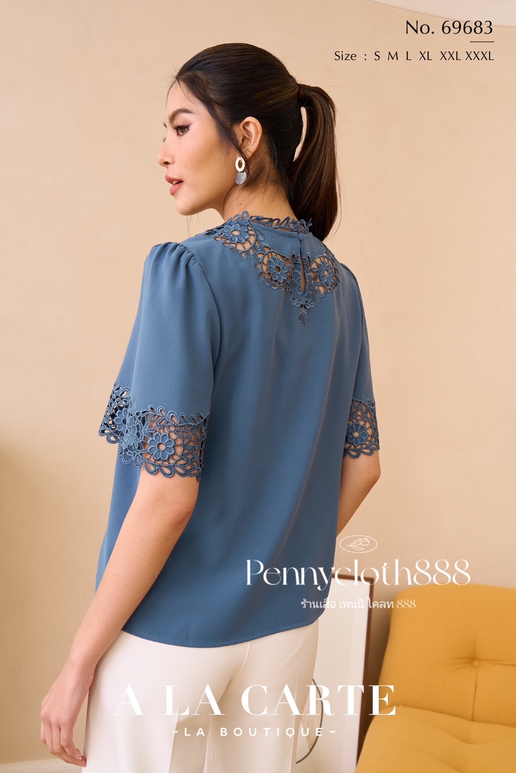 69683 เสื้อ A La Carte เครปเนื้อนุ่ม คอกลม แขนสั้นทรงแฟร์ งานปักฉลุเซาะทอลูกไม้ มีซับใน by PENNY CLOTH 888