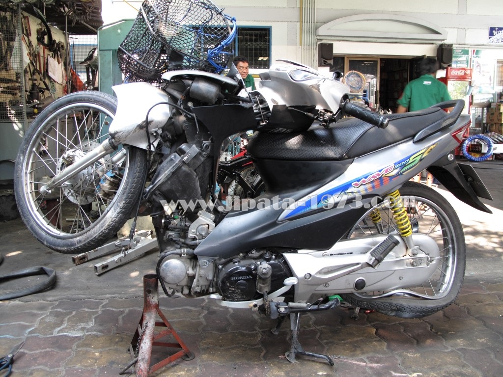 งานดัดโครงตัวถัง Honda Wave 100 s