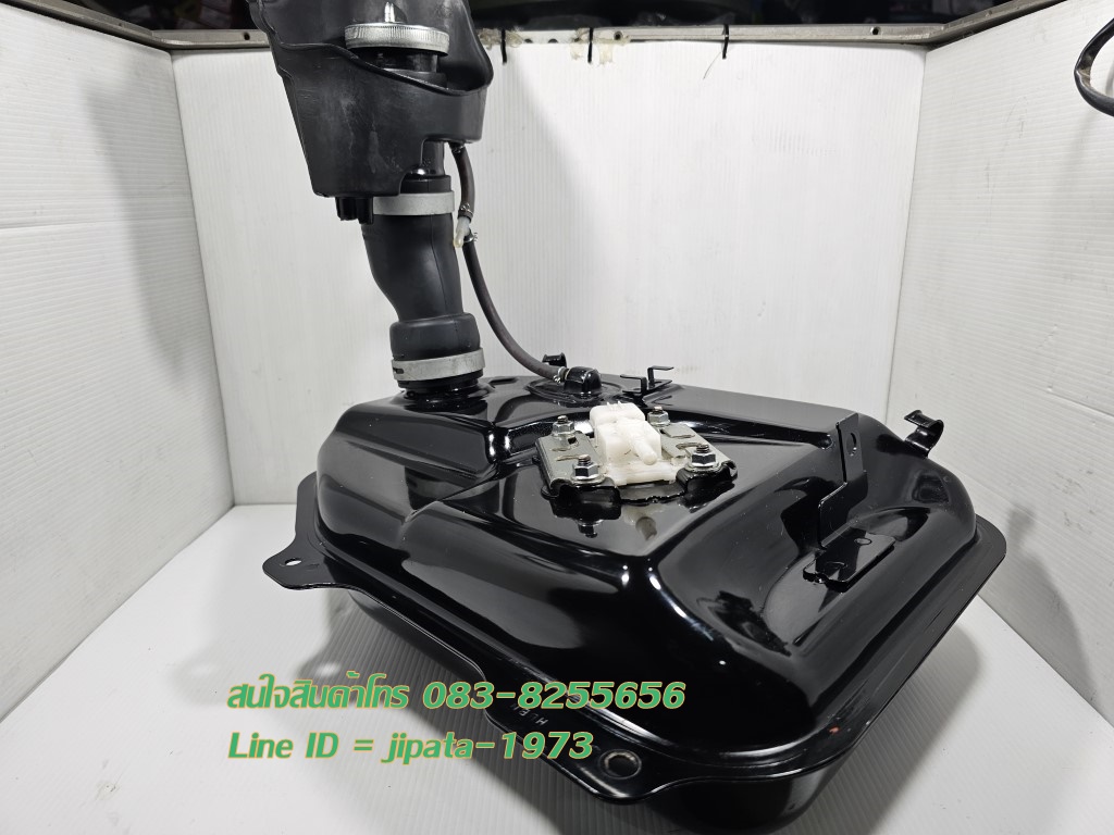 (Lead) ชุดถังน้ำมันเชื้อเพลิง Honda Lead 125 (พร้อมปั๊มน้ำมันเชื้อเพลิง) แท้ (สินค้า Test run)