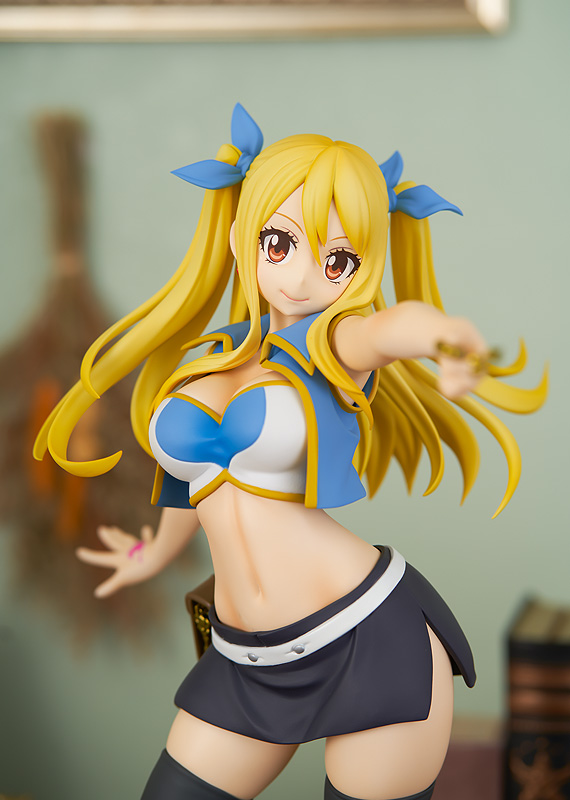"Pre-Order" POP UP PARADE Lucy Heartfilia XL