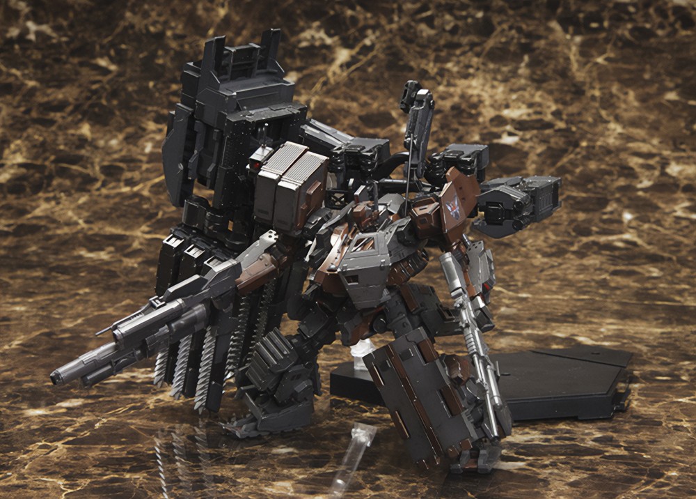"Pre-Order" Armored Core 1/72 UCR-10/A Vengeance