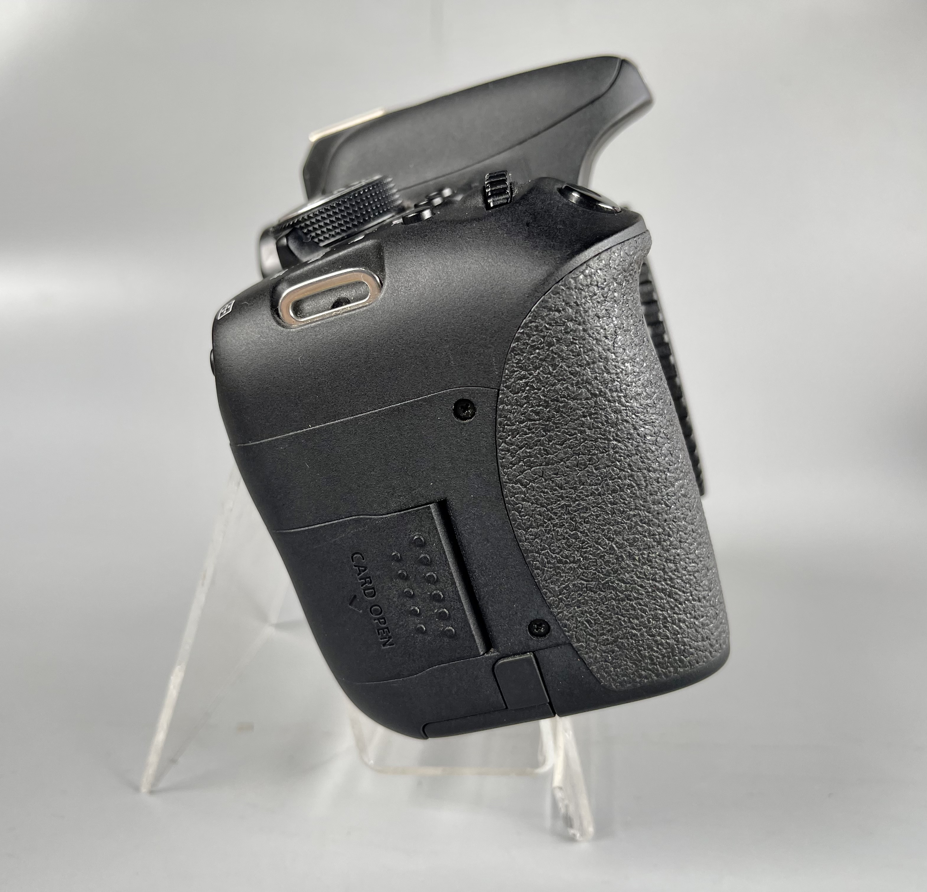 ขายกล้อง Canon 750D เลนส์คิต EF S 18 55 mm f 3.5 5.6 IS TSM หมดประกันศูนย์ ใข้น้อยShutter 9140