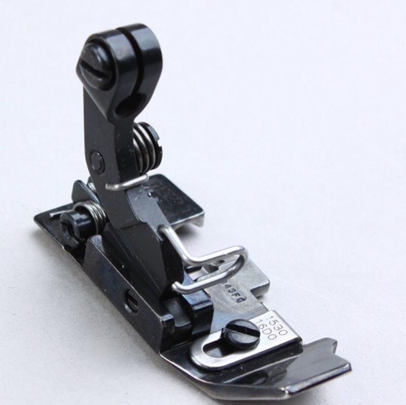 ตีนผี สำหรับจักรยี่ห้อ Juki สีดำ