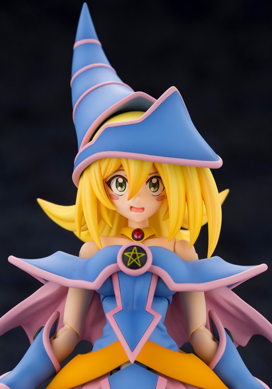 Cross Frame Girl Dark Magician Girl