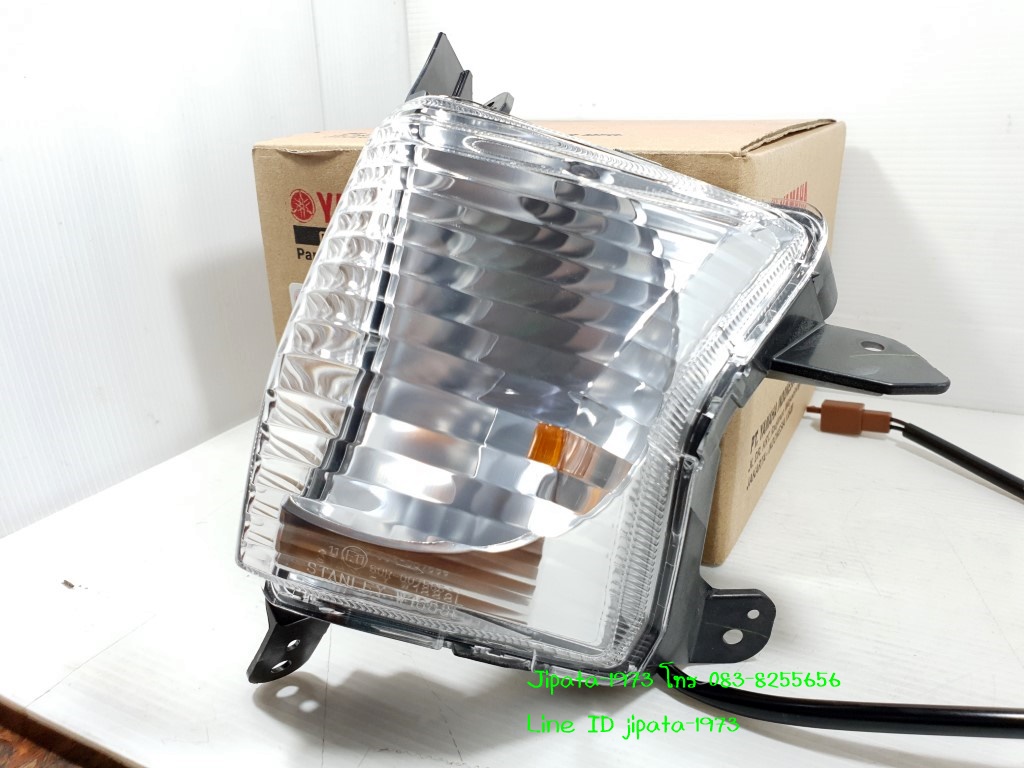 (Nmax) ชุดไฟเลี้ยวหน้า Yamaha Nmax 155 ปี 2016-2018 แท้
