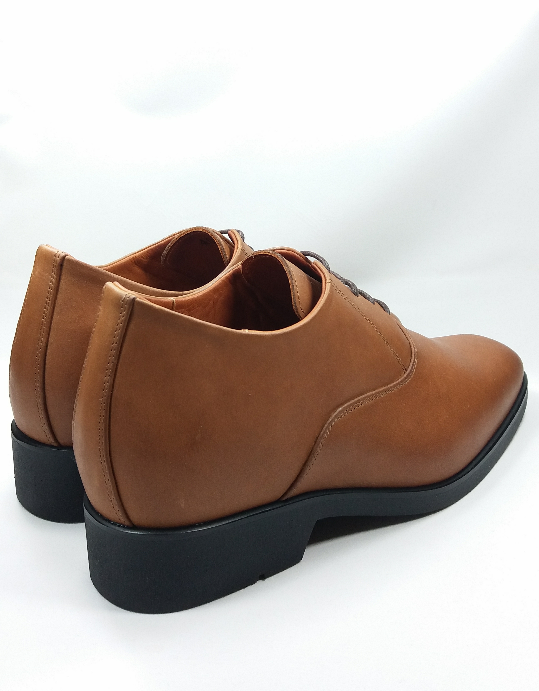 Classica (Gloss Tan EXT.) 8.5