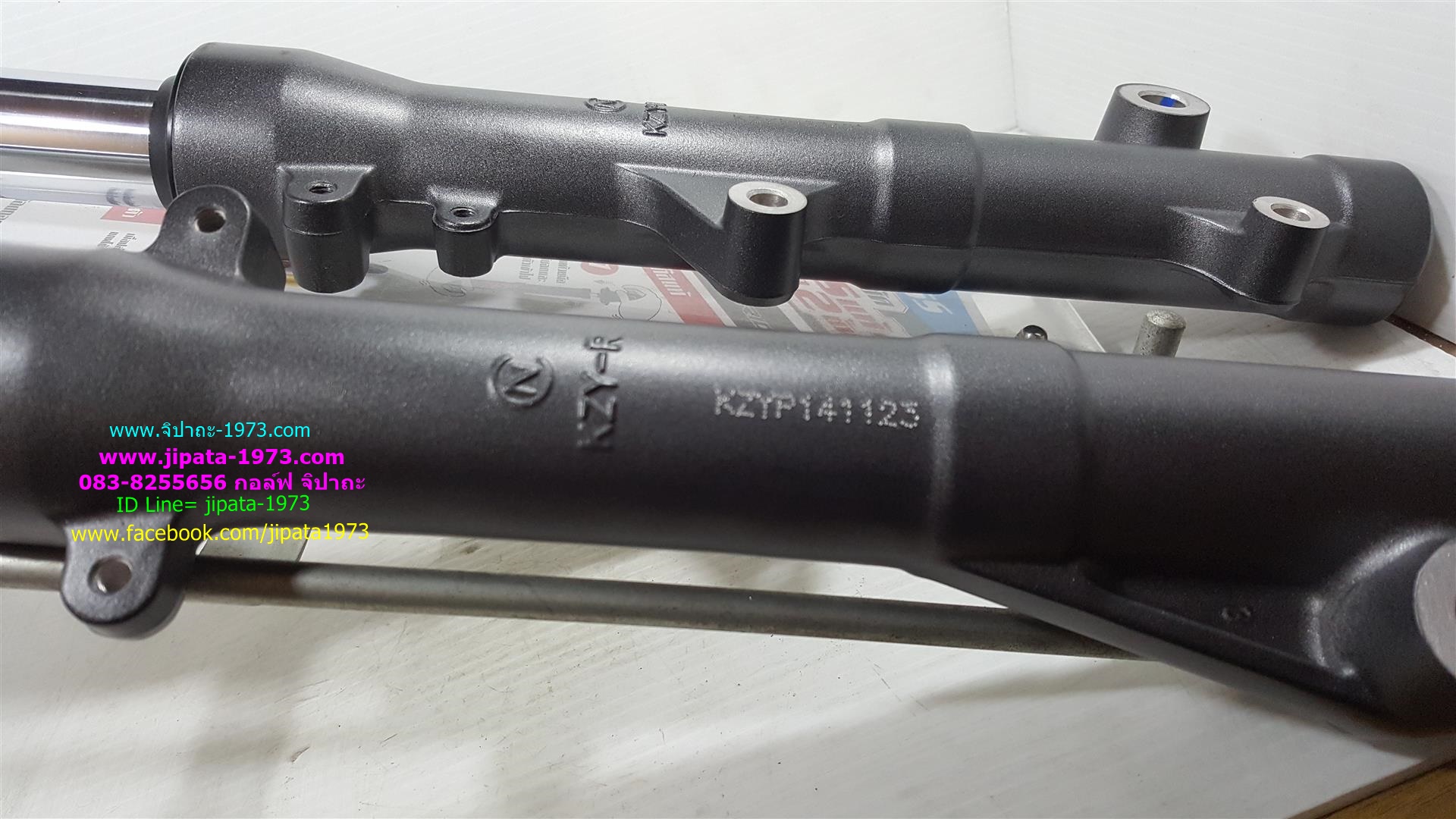 (PCX 125,150) ชุดโช้คอัพหน้า Honda PCX 150 สีดำ แท้