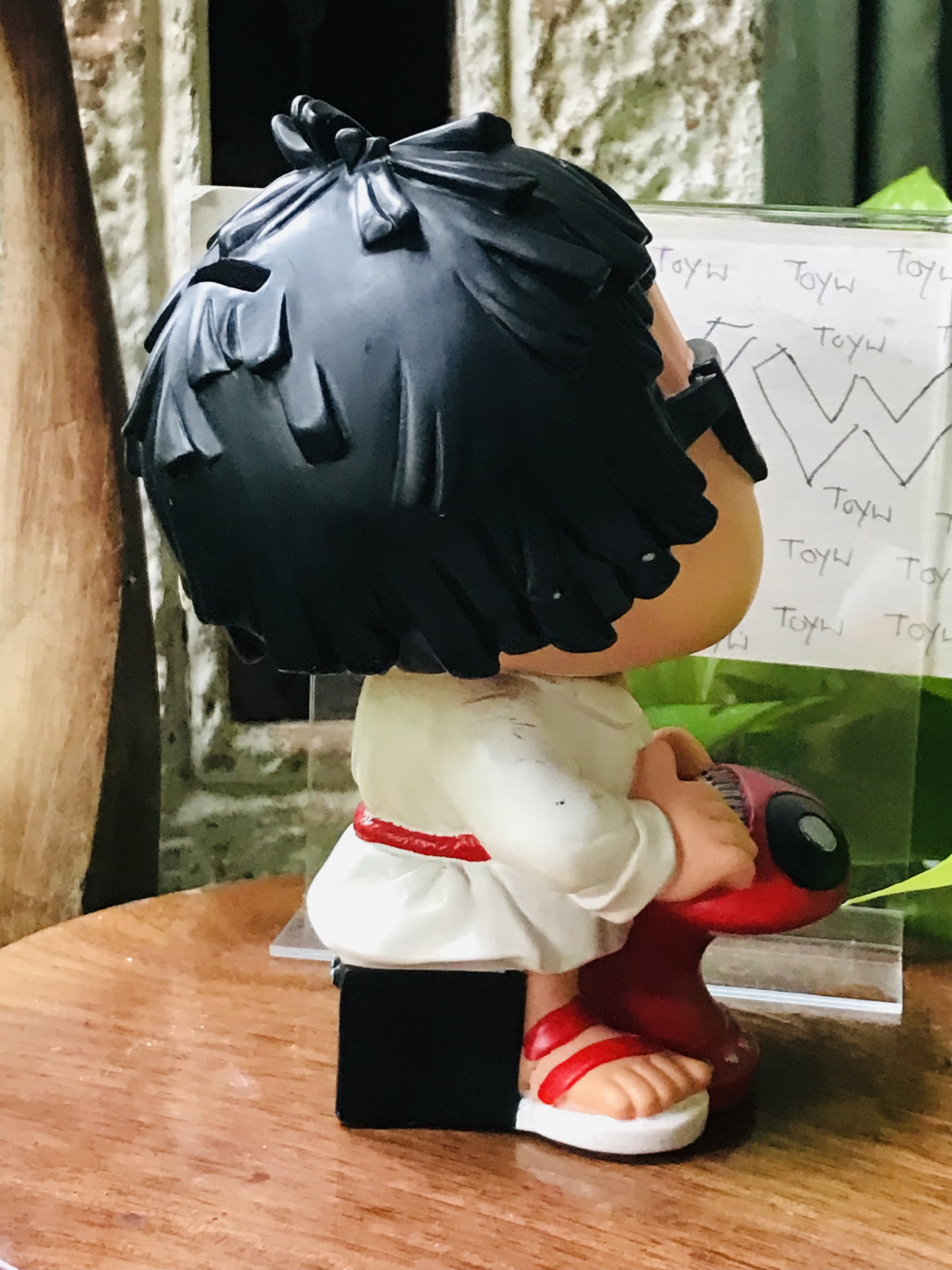 เก็บเก่า กระปุกออมสิน ออมสินโก๋แก่ ตุ๊กตาโมเดลโก๋แก่ Koh Kae 1.ออมสินโก๋แก่นักดนตรี กว้าง 3.8 นิ้ว สูง 7.5 นิ้ว