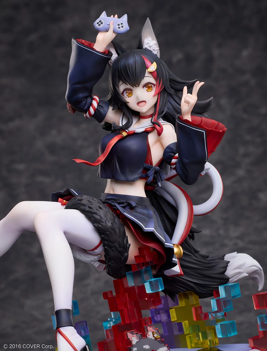 "Pre-Order" Design COCO 1/7 Ookami Mio "We are Gamers!!!!" Ver.