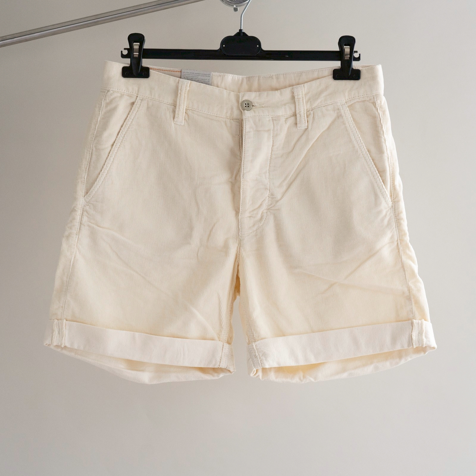Luke Shorts Cord – สี Dusty White