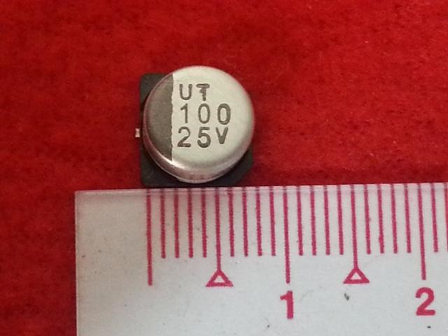 100uF25V