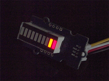 3 Color 10 Segment LED Bar Graph (แดง 1 แถว เหลือง 1 แถว เขียว 8 แถว)
