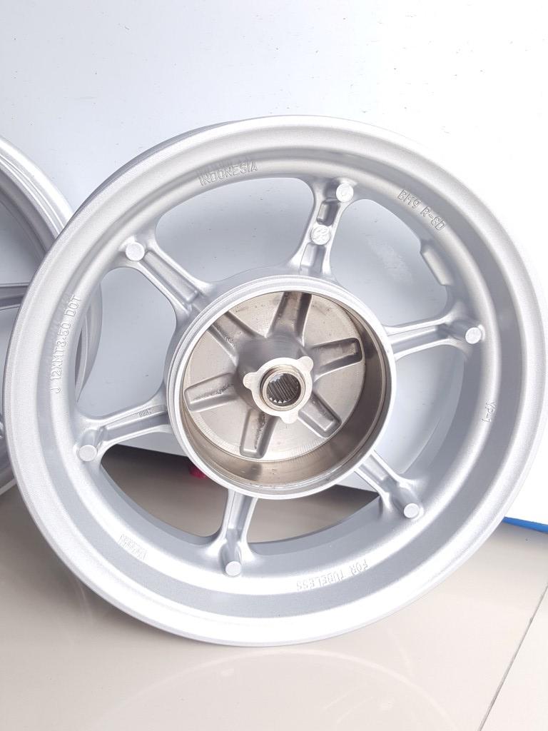 (Yamaha) ชุดล้อแม็ก Yamaha QBIX แท้