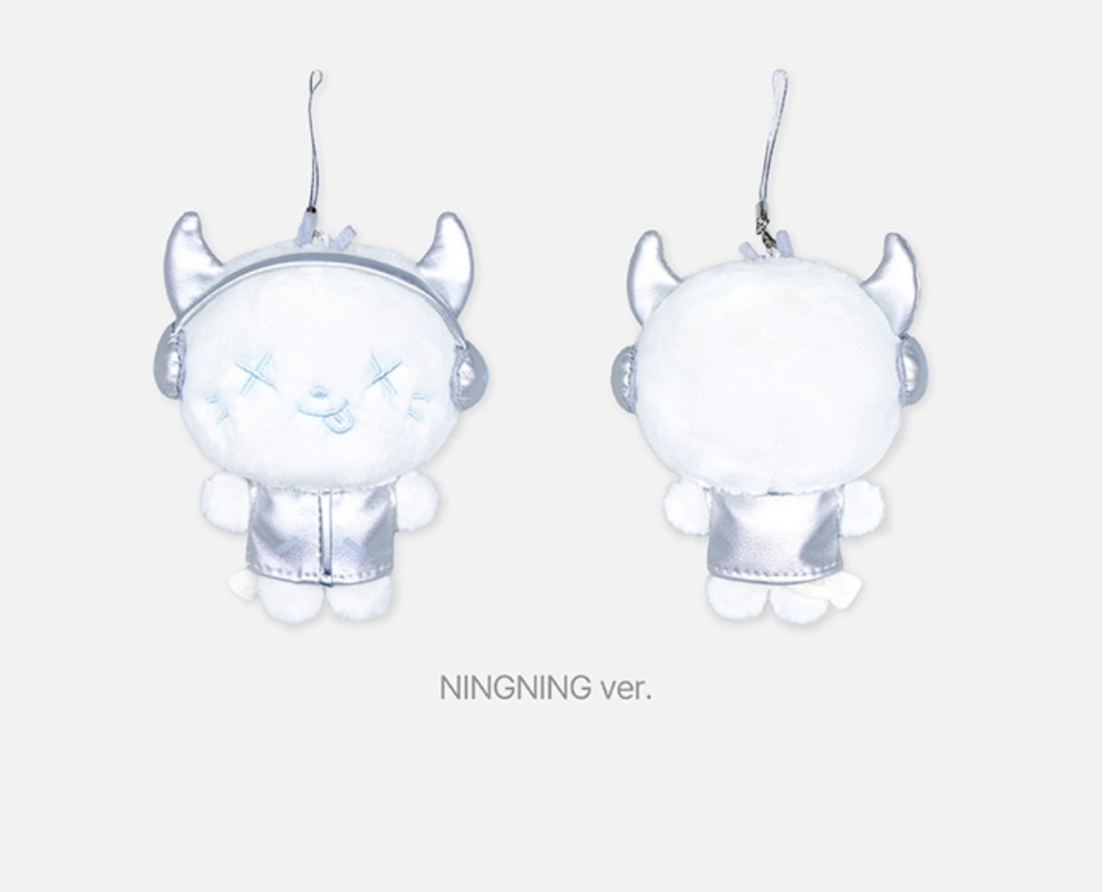 aespa - [SYNK : aeXIS LINE MD]. -FANLIGHT DOLL KEY RING (SILVER ver.). แบบ ningning