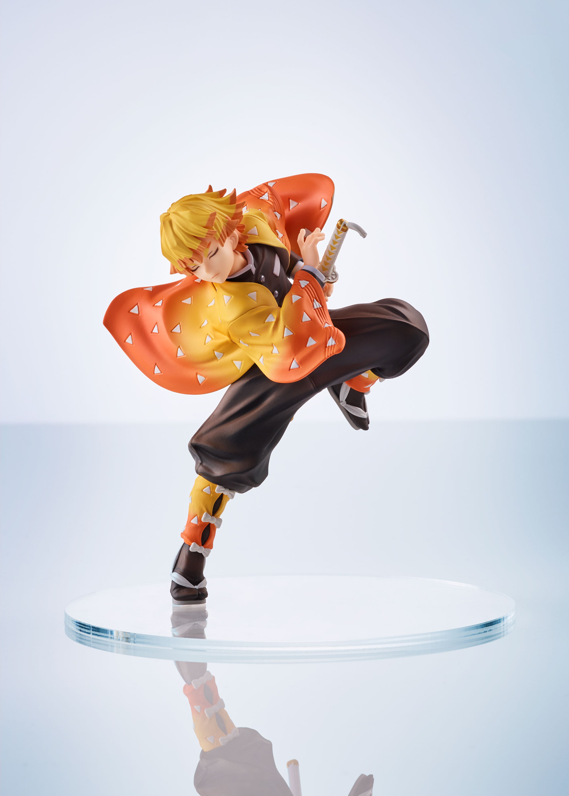"Pre-Order" ConoFig Demon Slayer: Kimetsu no Yaiba Zenitsu Agatsuma Figure