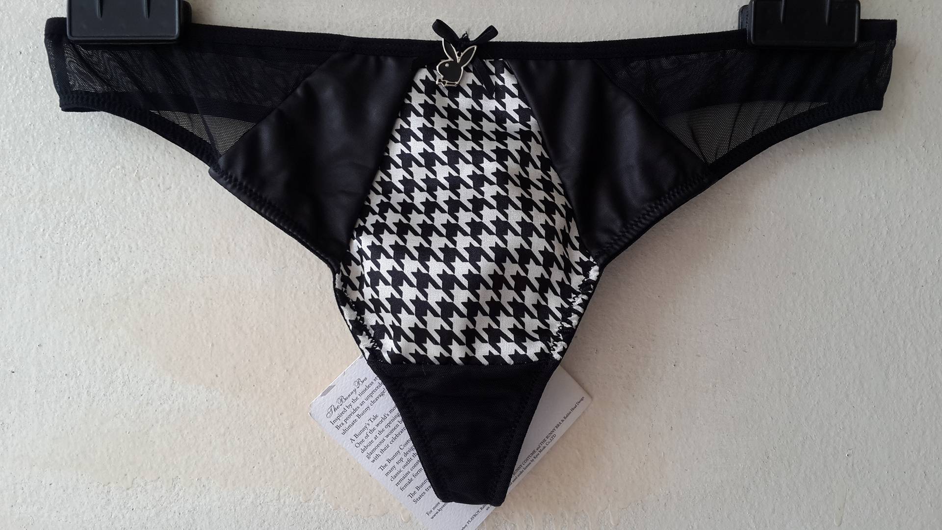 กางเกงชั้นในสตรี Playboy