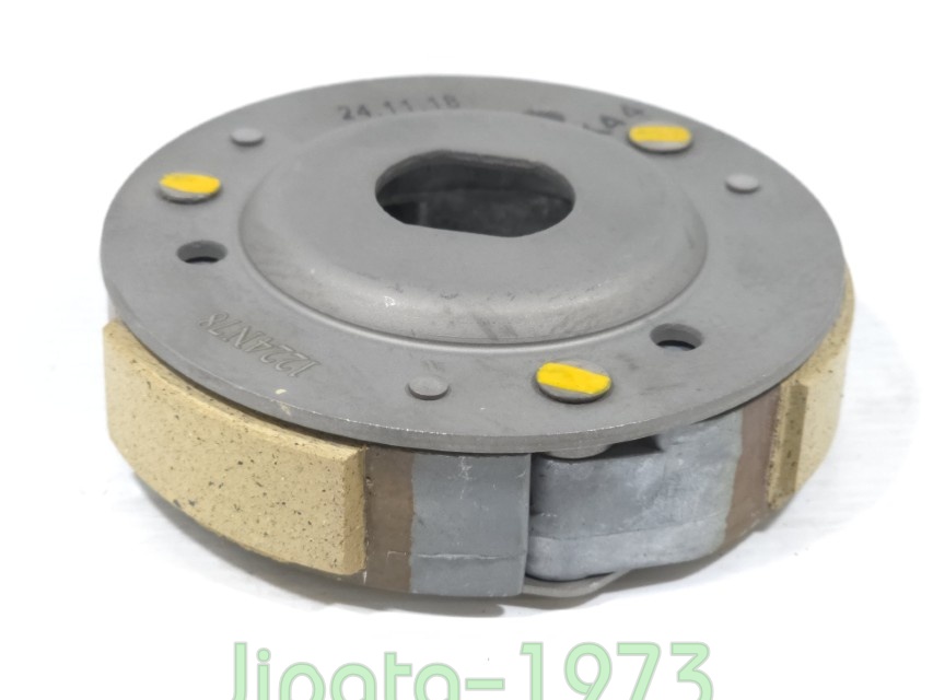 (Moove) ชุดผ้าคลัทช์แรงเหวี่ยง Honda Zoomer X ปี 2016,Scoopy i ปี 2017,Moove งานเกรดเอ