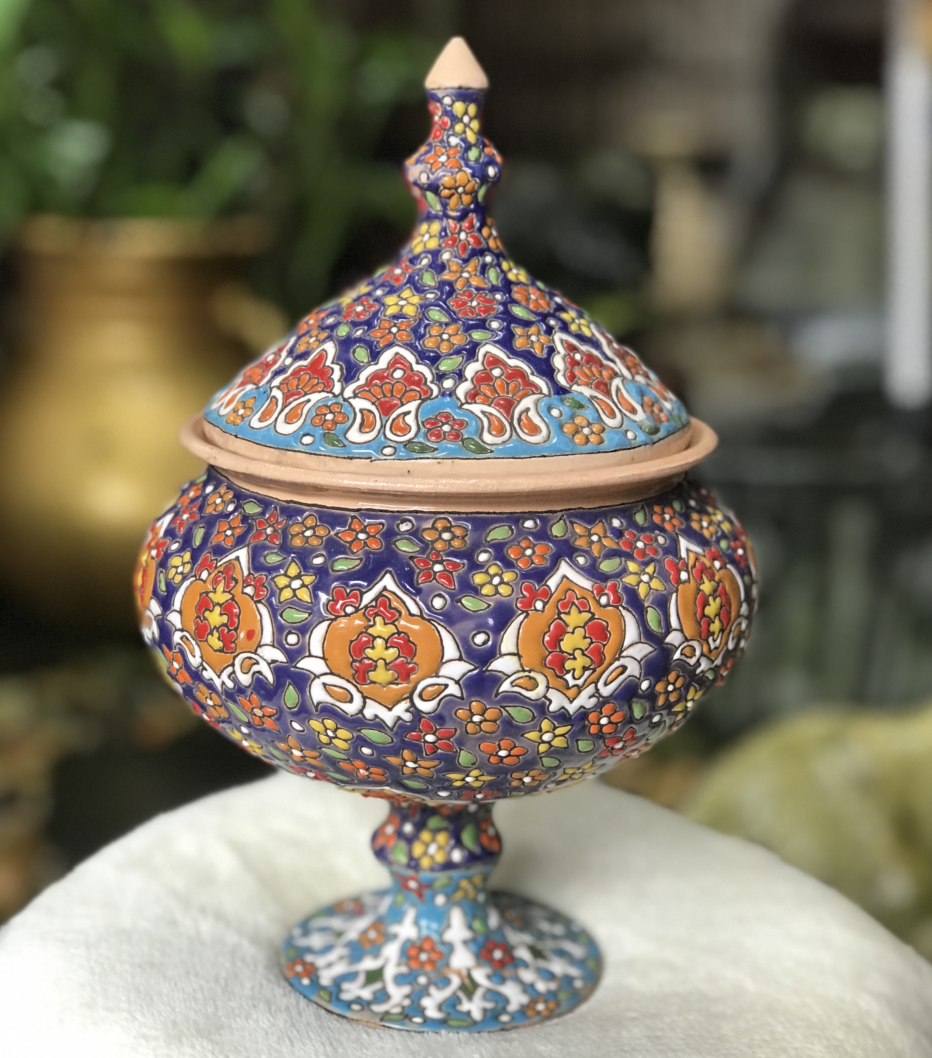 ฐานมีซ่อม โถเขียนสีลายนูนศิลปะเครื่องปั้นดินเผาตุรกี Hand Painted Enamel on Clay/Handicraft Pottery Container