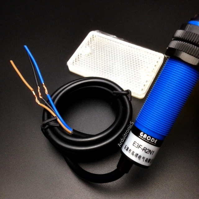 Infrared Distance Sensor (E3F-R2N1) + Reflector Plate