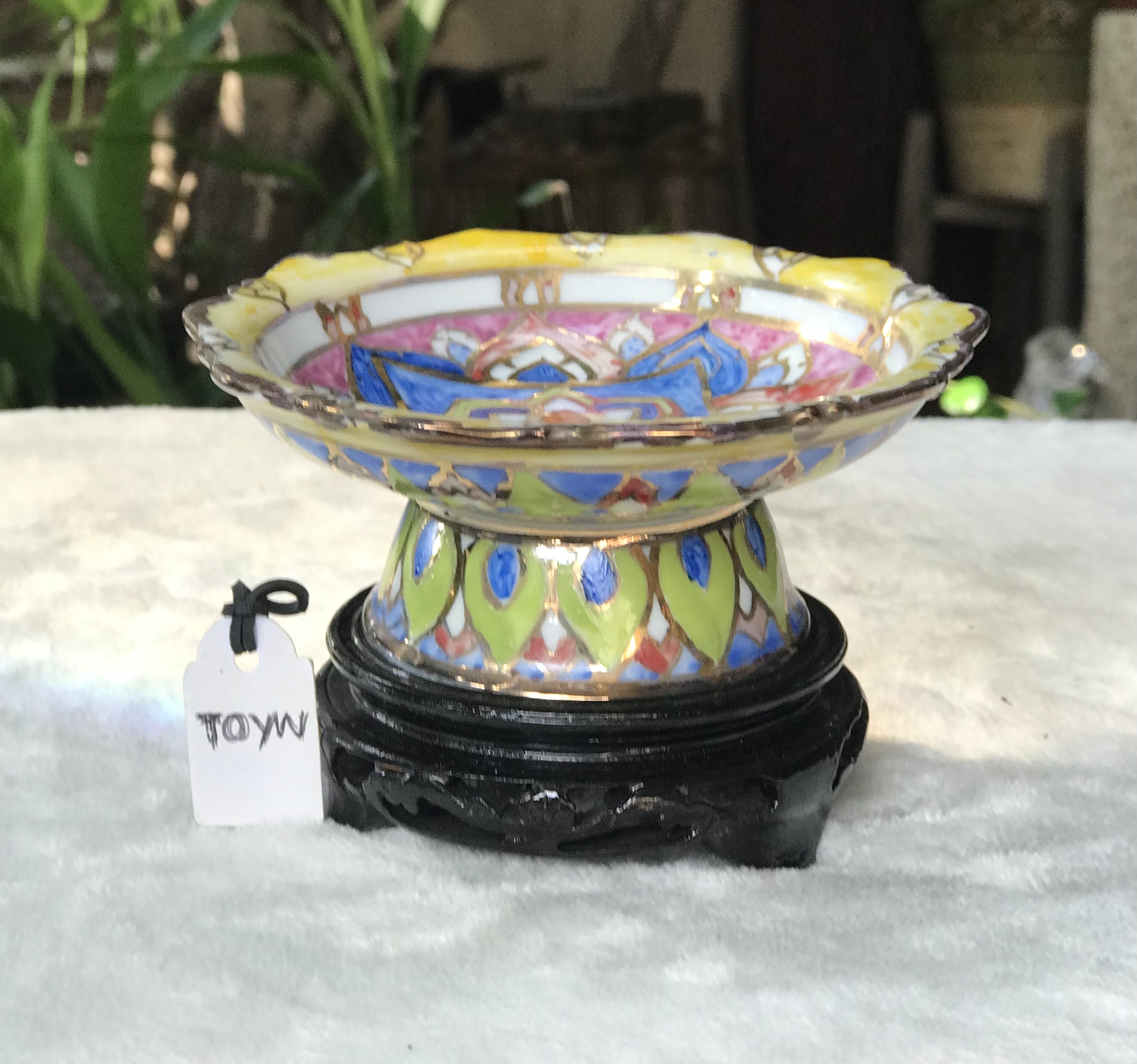ไม่รวมกี๋ ราคาต่อชิ้น Benjarong - Hand Painted พานเชิงเซรามิค งานเขียนเบญจรงค์น้ำทองโดยช่างฝีมือ