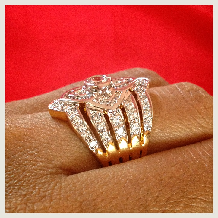 แหวนพชรสวิส cz ครึ่งนิ้วสวย ลายแบบโบราณ24 kgb size58