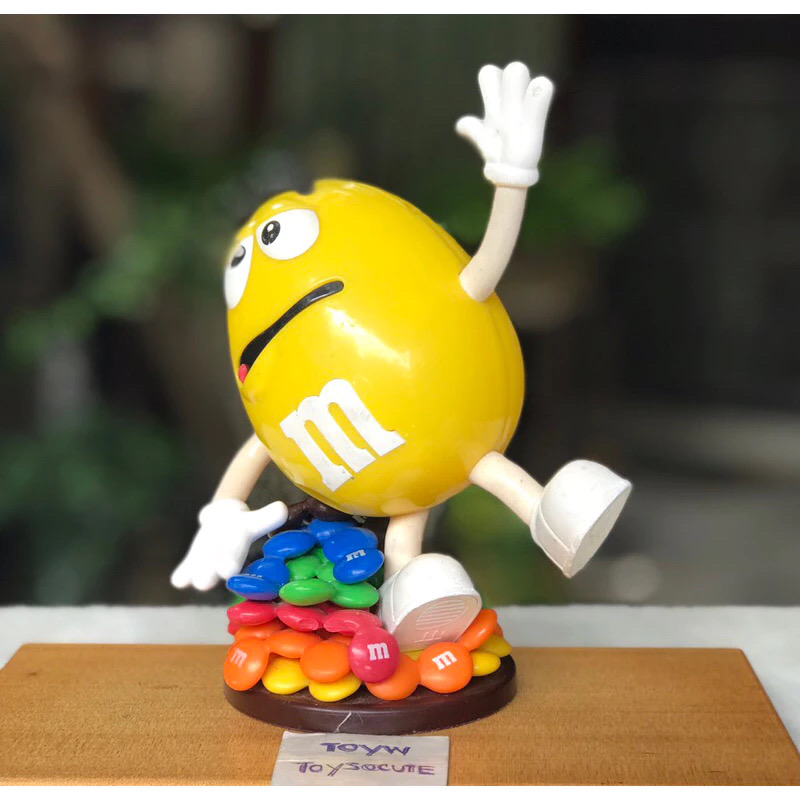 ราคาต่อชิ้น M&M - Pilot M&M's Yellow Peanut Character โมเดลตุ๊กตา M&M เอ็ม แอนด์ เอ็ม สะสม ตั้งโชว์ ตกแต่งบ้าน