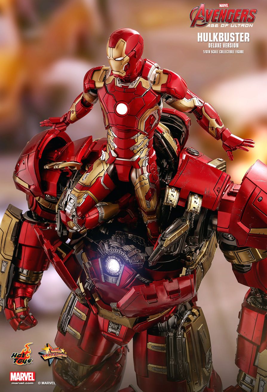 Hot Toys - Hulkbuster: Avengers Age of Ultron (Deluxe Version) 1/6 Scale