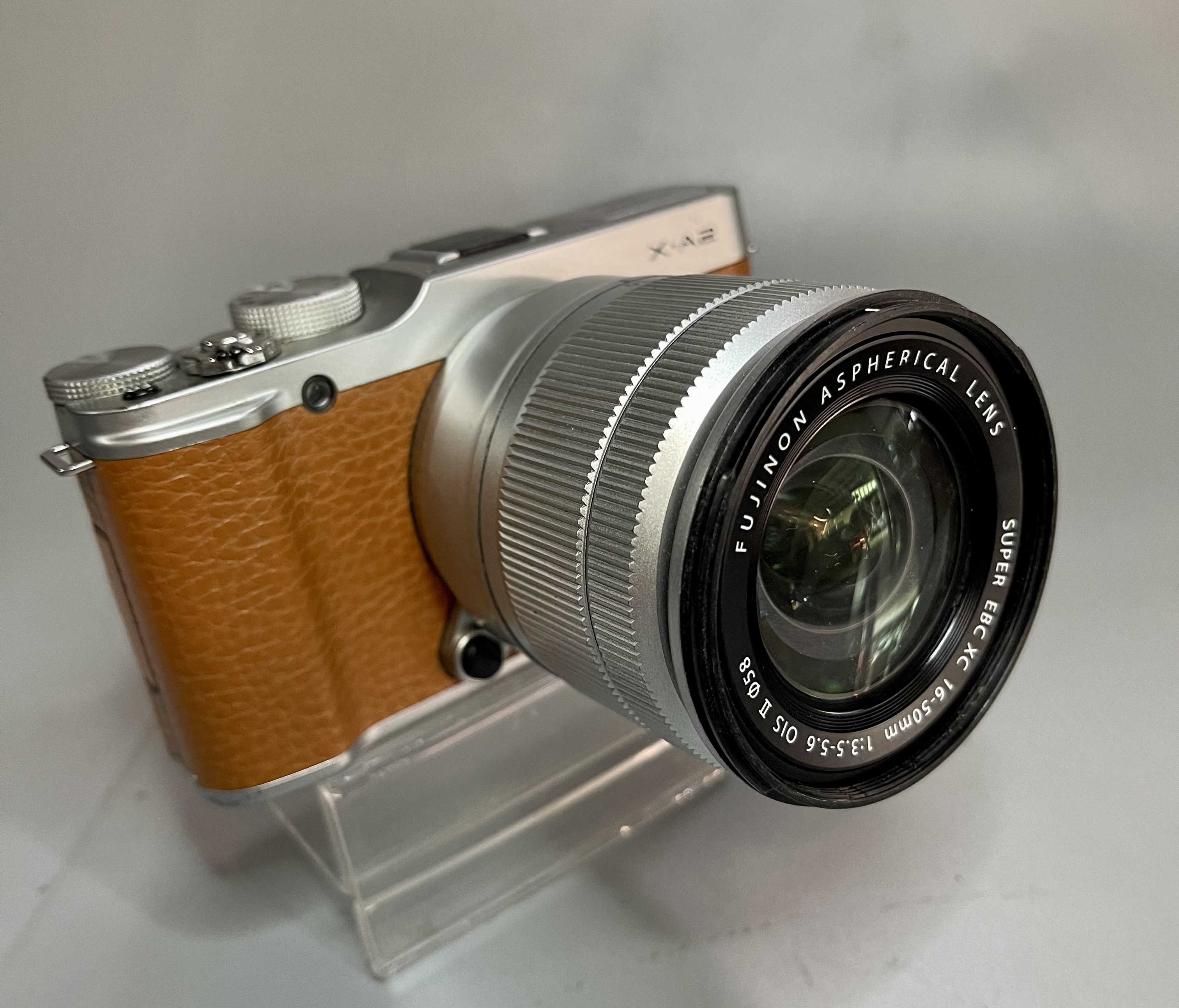 ขาย Fuji xa2 เลนส์ 16 50mm.มี WiFi รุ่นฮิตไม่ตกเทรนเมนูภาษาไทย