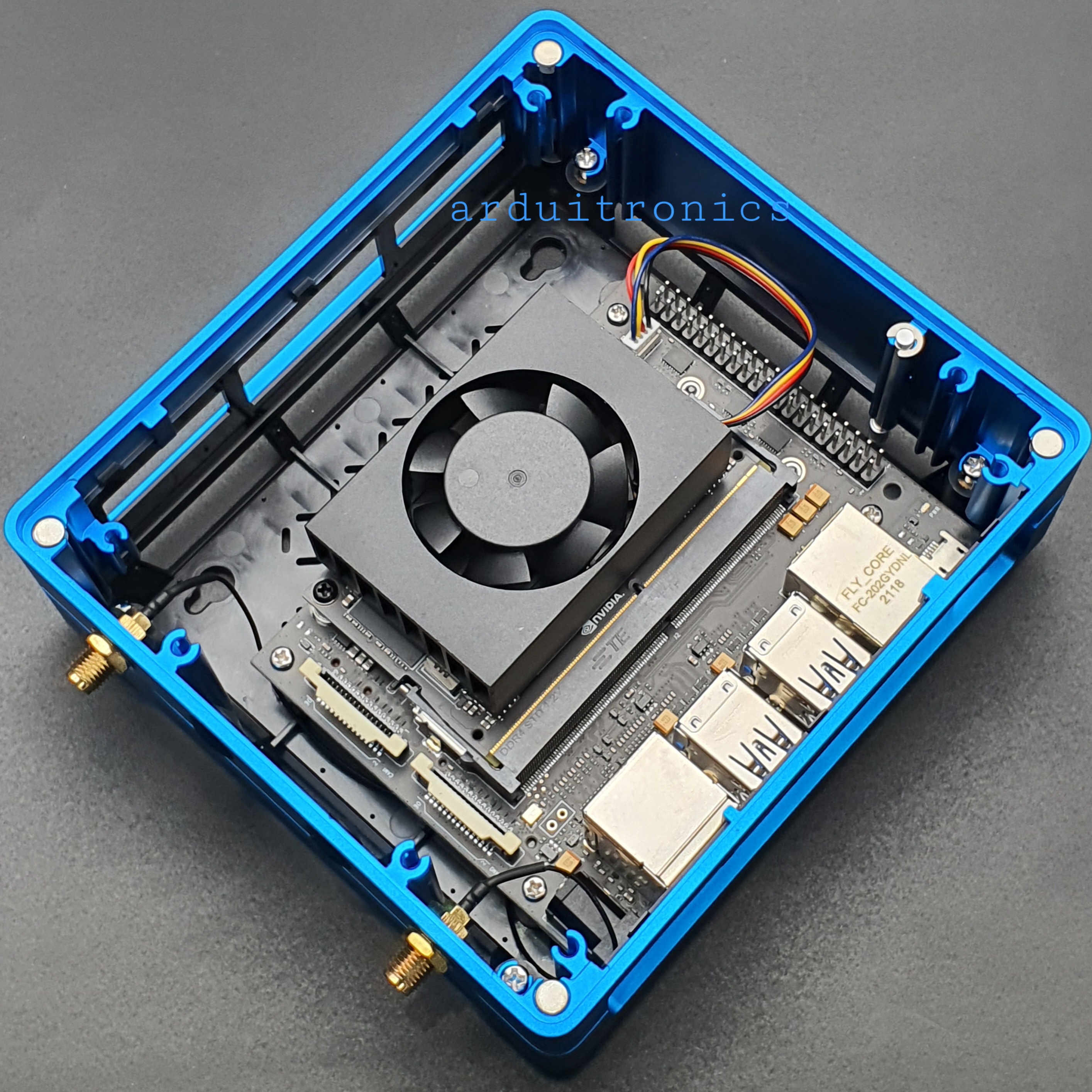 [สินค้า Pre-order] Jetson SUB Mini PC-Blue with Jetson Xavier NX Module, Aluminium Case with Cooling Fan, 128GB SSD, WiFi, Antennas and pre-installed JetPack System - Seeed Nvidia