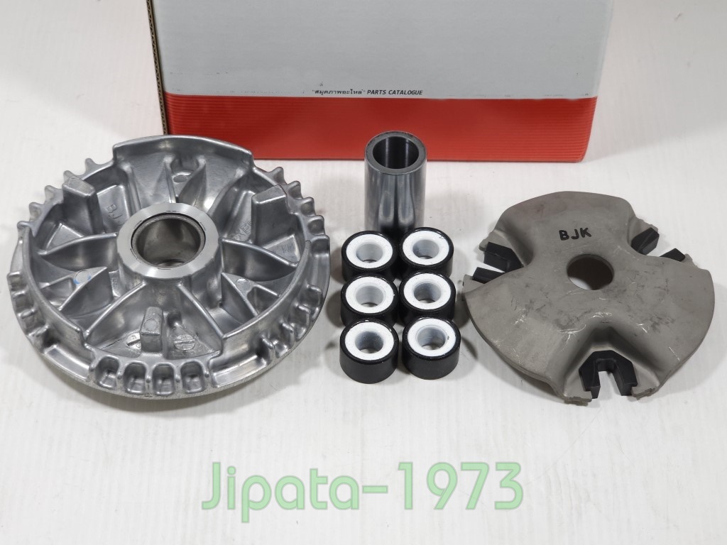 (Grand Filano 2023) ชุดล้อขับสายพานหน้าตัวใน พร้อมประกับ เม็ด บู้ช Yamaha Grand Filano 2023 แท้