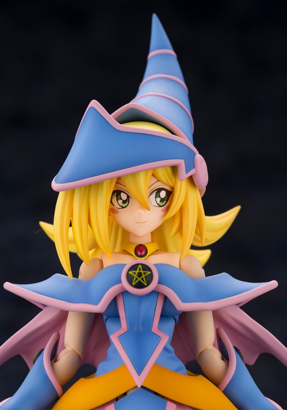 Cross Frame Girl Dark Magician Girl