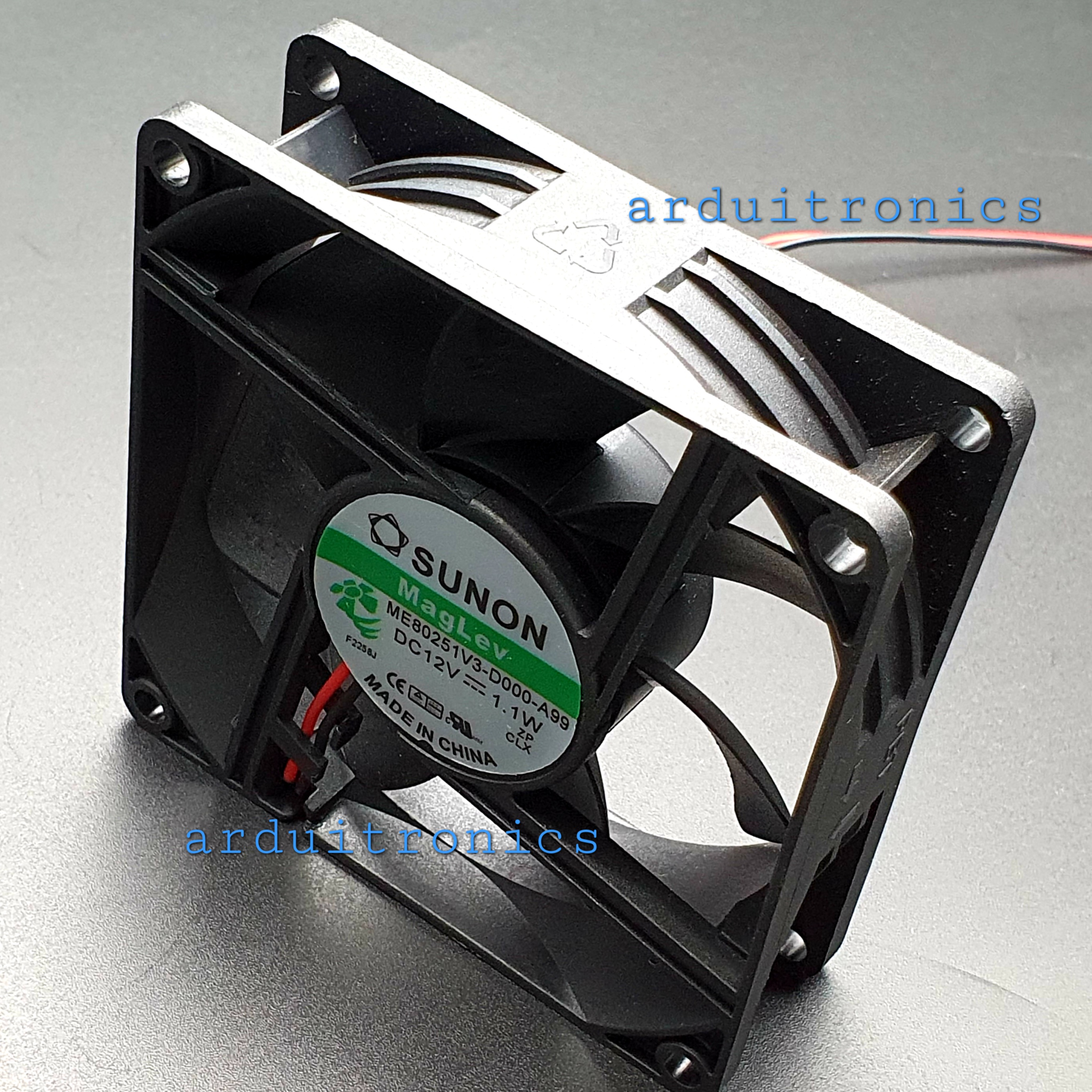 พัดลมระบายความร้อน 12VDC ขนาด 80x80x25mm