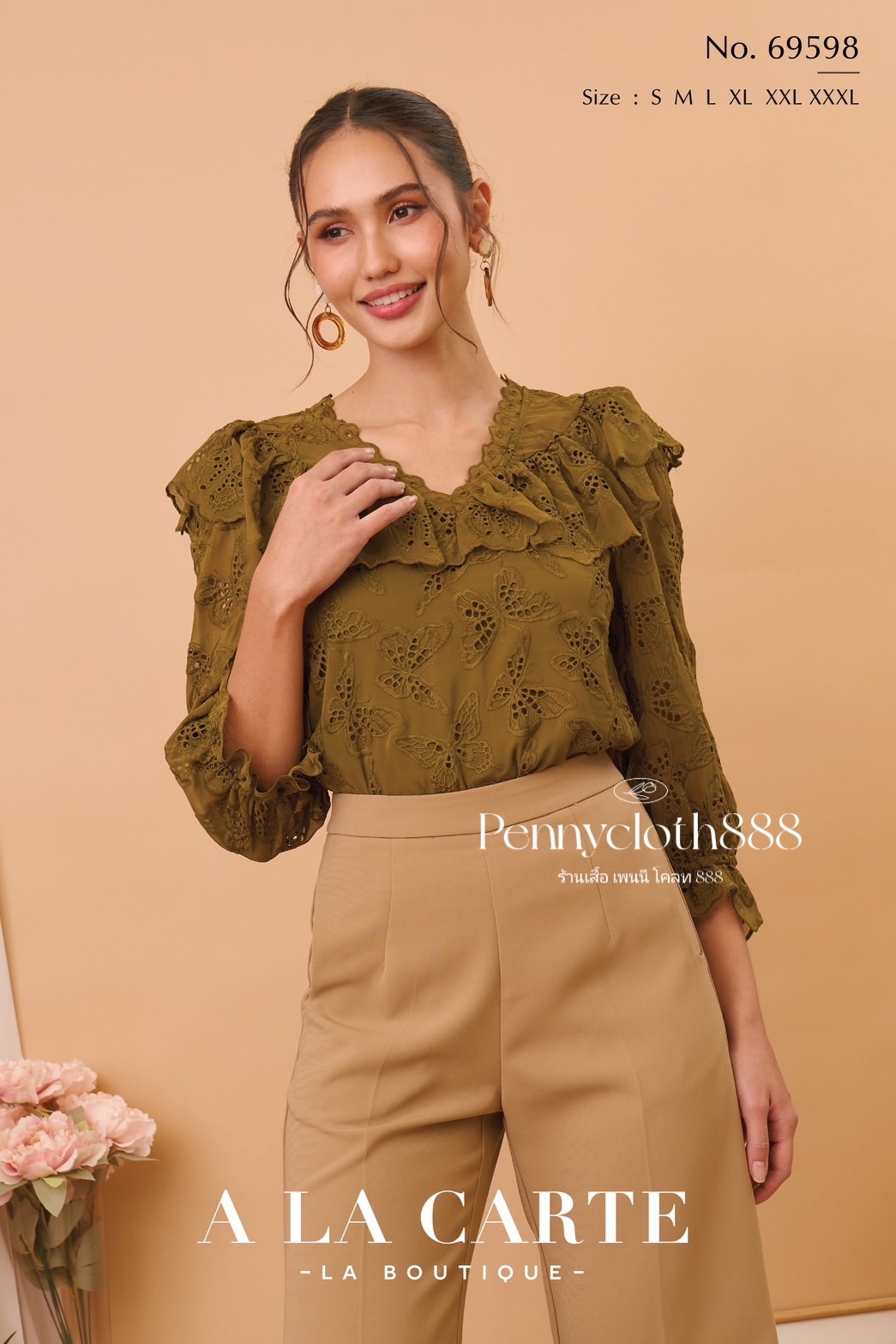 69598 เสื้อ A La Carte ชีฟองงานปักฉลุ ผีเสื้อ คอวี แขน 3 ส่วน มีซับใน