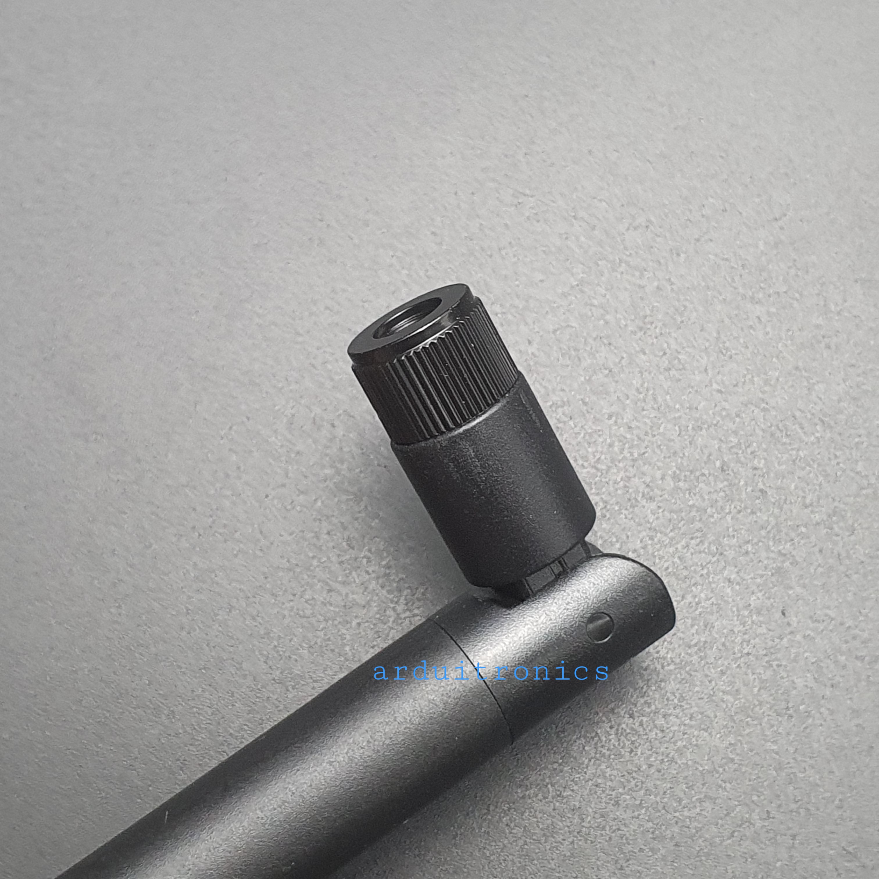 เสาอากาศความถี่ 2.4GHz 5dBi Omni WiFi Antenna with Cable (2.4 - 2.5 GHz)