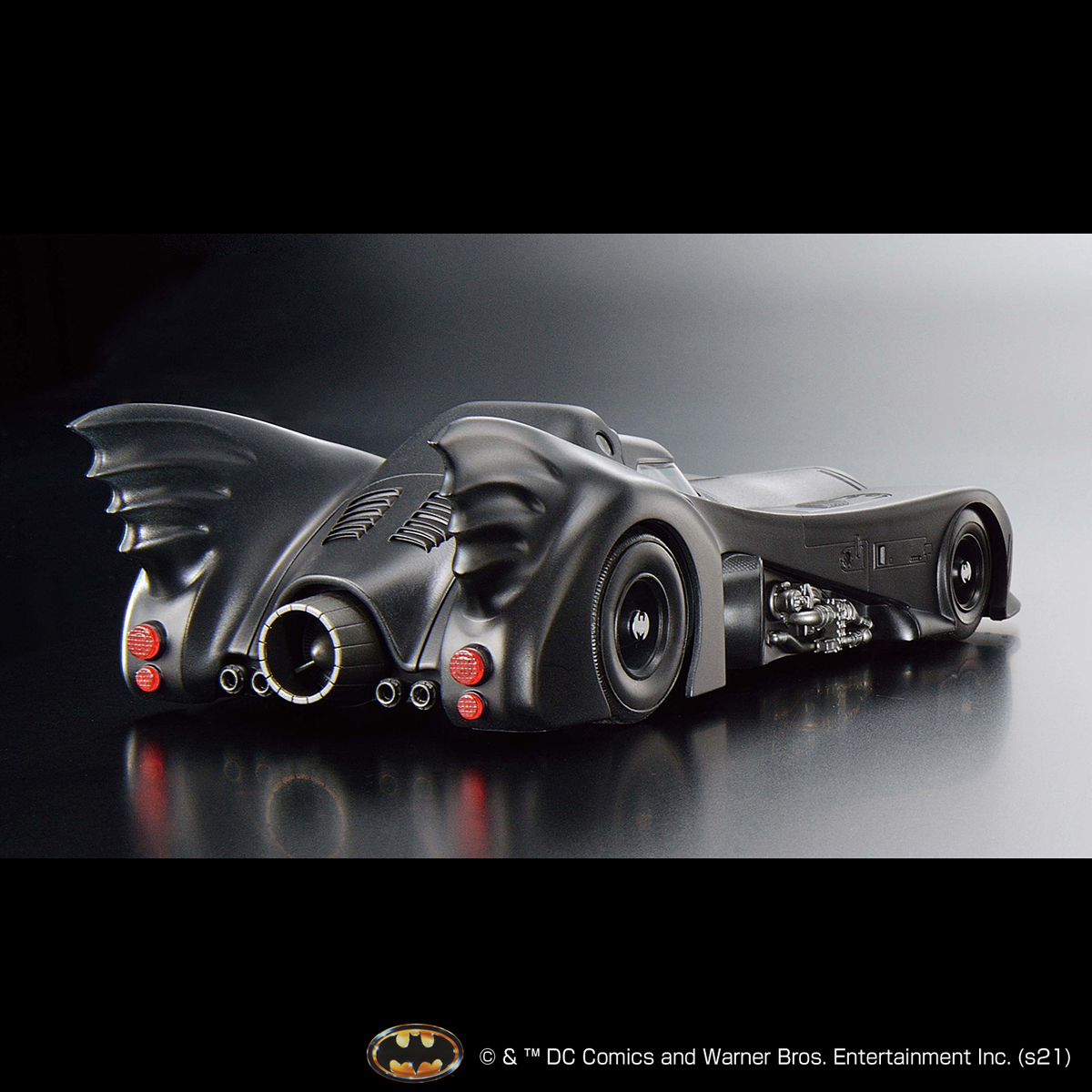 1/35 Scale Model Kit Batmobile (Batman Ver.)