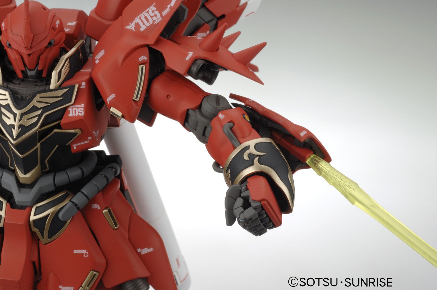 MG 1/100 MSN-06S Sinanju Ver. Ka