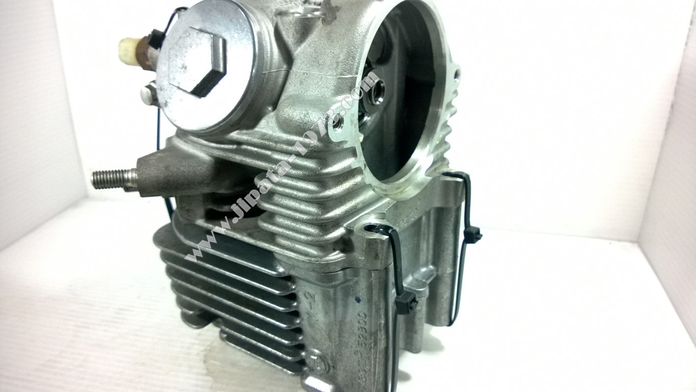 ชุดเสื้อสูบและฝาสูบทั้งชุด Yamaha Filano และ Yamaha Fiore มือ 2