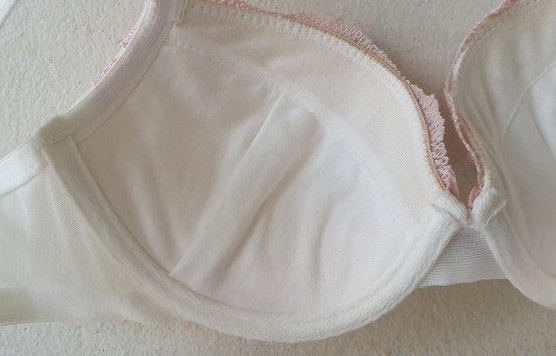 เสื้อชั้นในสตรี Playboy