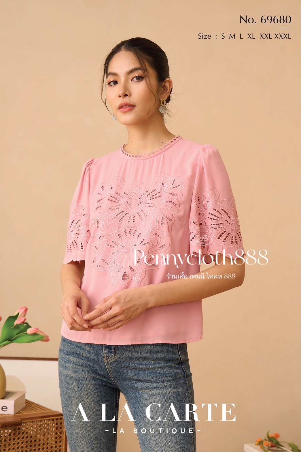 69680 เสื้อ A La Carte ชีฟอง งานปักฉลุ คอกลม แขนสั้นแฟร์ มีซับในสายเดี่ยวเย็บติด ผ้ามีน้ำหนักทิ้งตัวสวยหรู