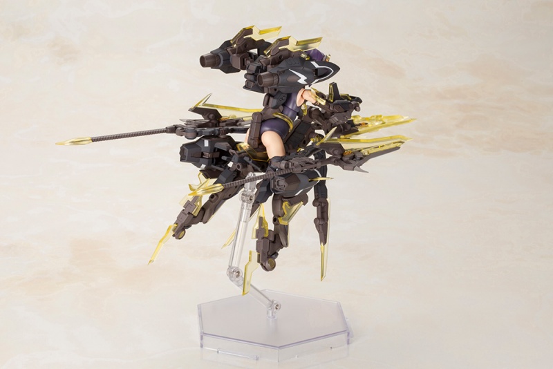 "Pre-Order" Frame Arms Girl Hresvelgr=Albas