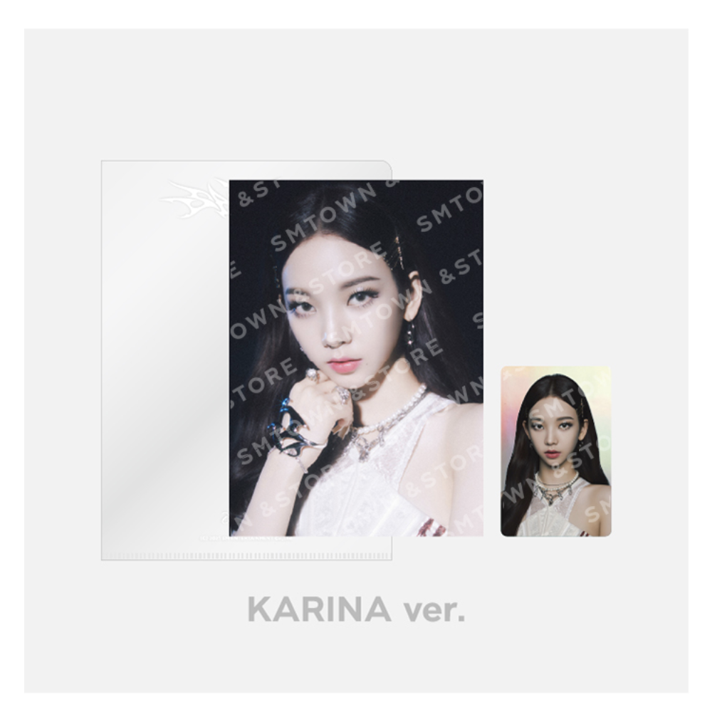 aespa - Savage MD Collection - Postcard + Hologram Photocard set - แบบ Karina ver