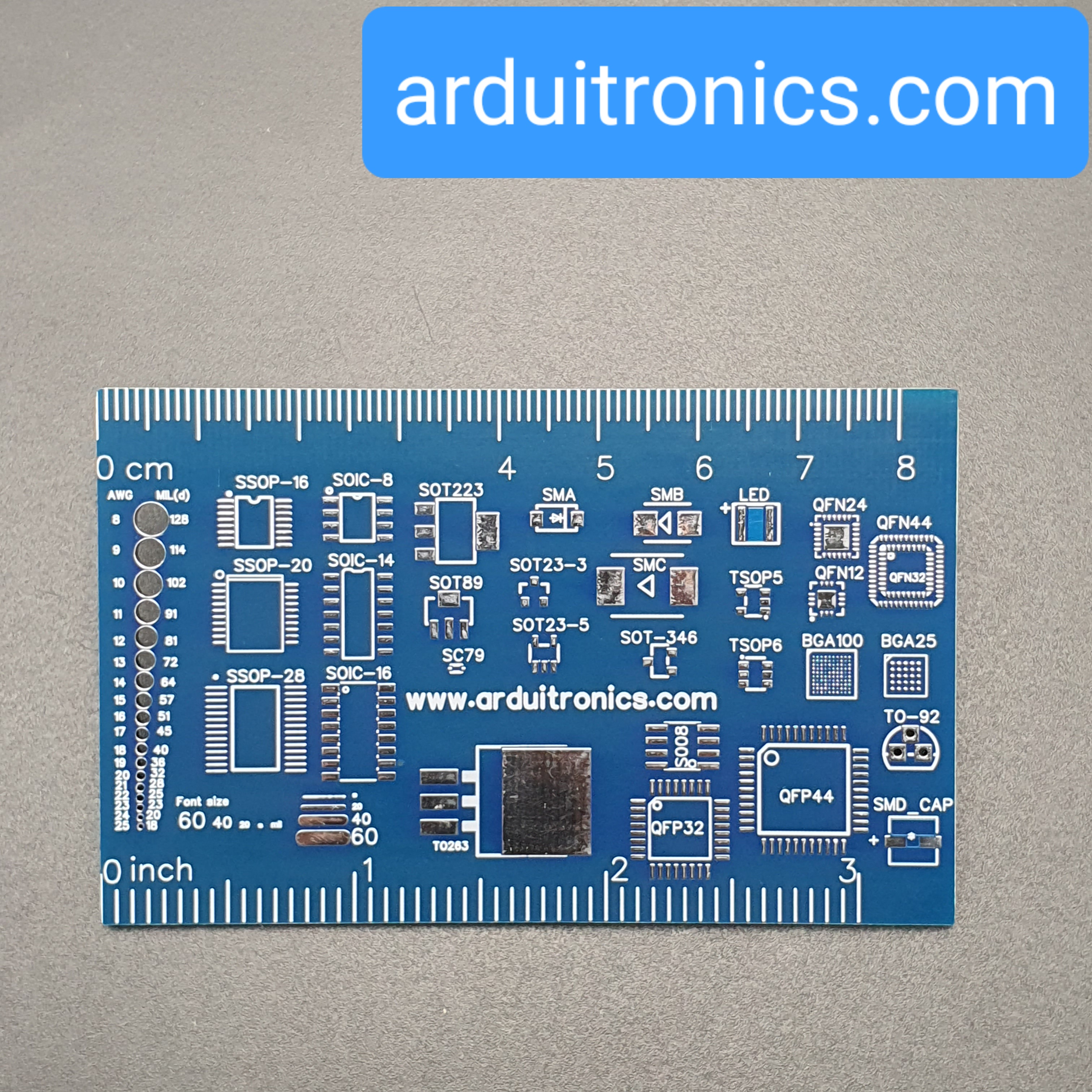 ไม้บรรทัด PCB อย่างดี ใช้เทียบขนาด IC Socket และ รูเจาะแบบต่างๆ พกพาสะดวก