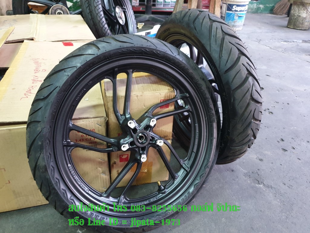 (Click 150 i) ชุดวงล้อแม็กพร้อมยาง Honda Click 150 i แท้ (สินค้ามือสอง สภาพ 95%)