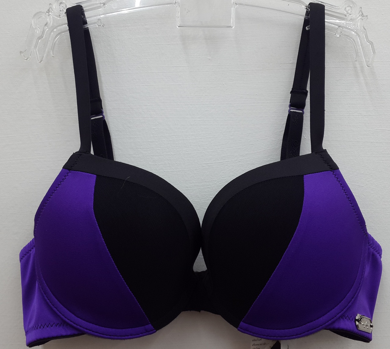 เสื้อชั้นในสตรีPlayboy