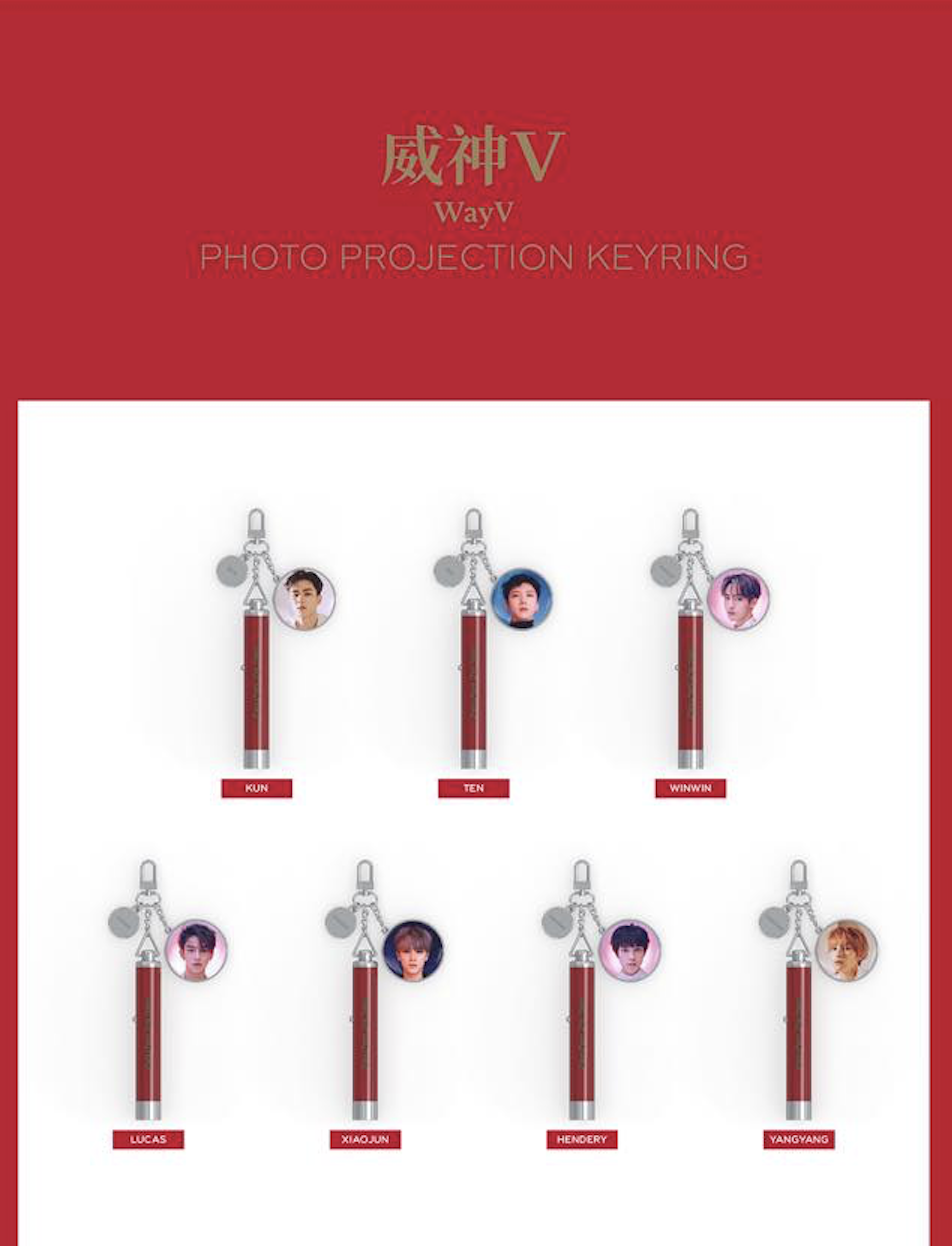 WayV - Photo Projection Keyring + Photo card ระบุ ชื่อ ที่ต้องการ