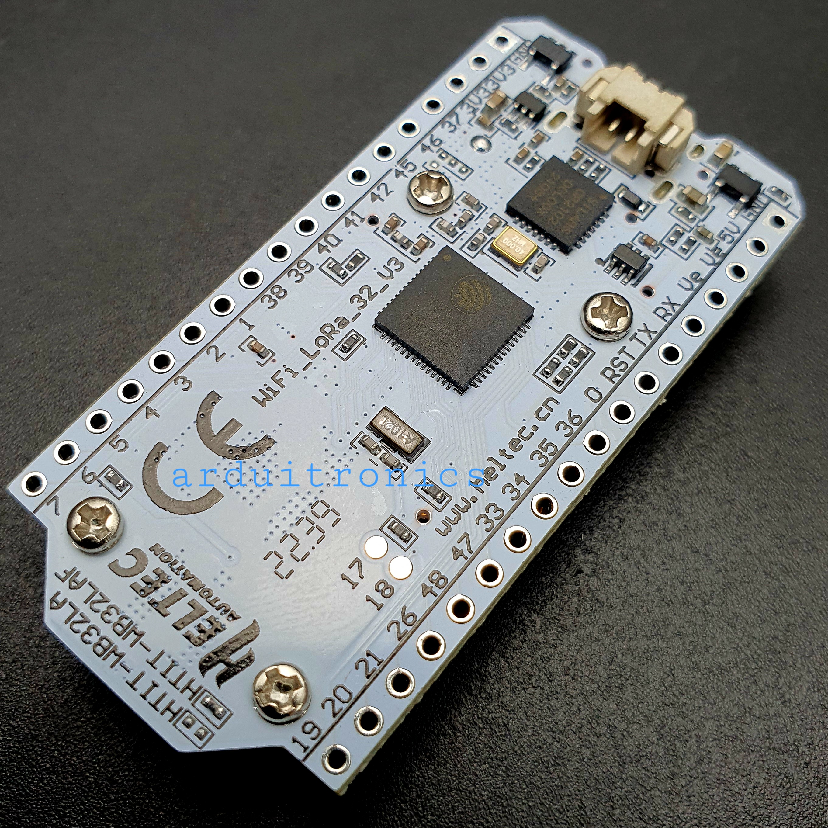 [Upgraded Version] LoRa 433MHz SX1262 + WiFi ESP32 + OLED 0.96" - พร้อมสายอากาศ (PCB ขาว)