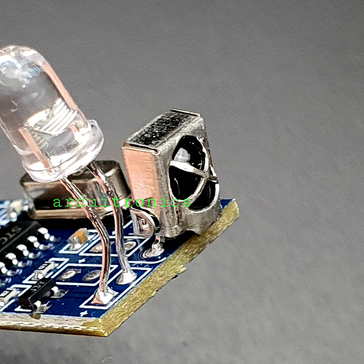 NEC Infrared (IR) Transceiver Module (ระยะ 6-10 เมตร) แบบที่ 1