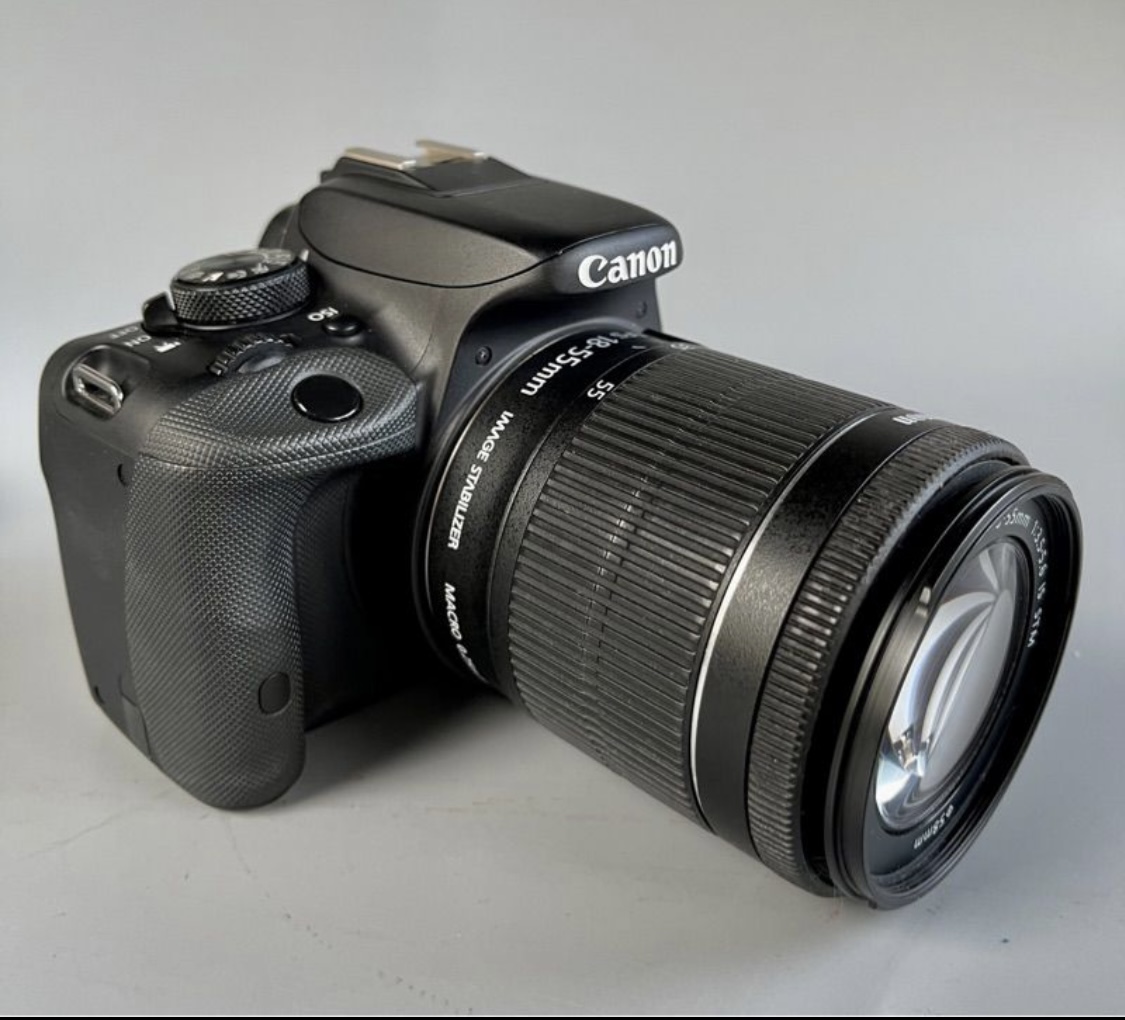 Canon EOS 100D+18-55mm IS STM