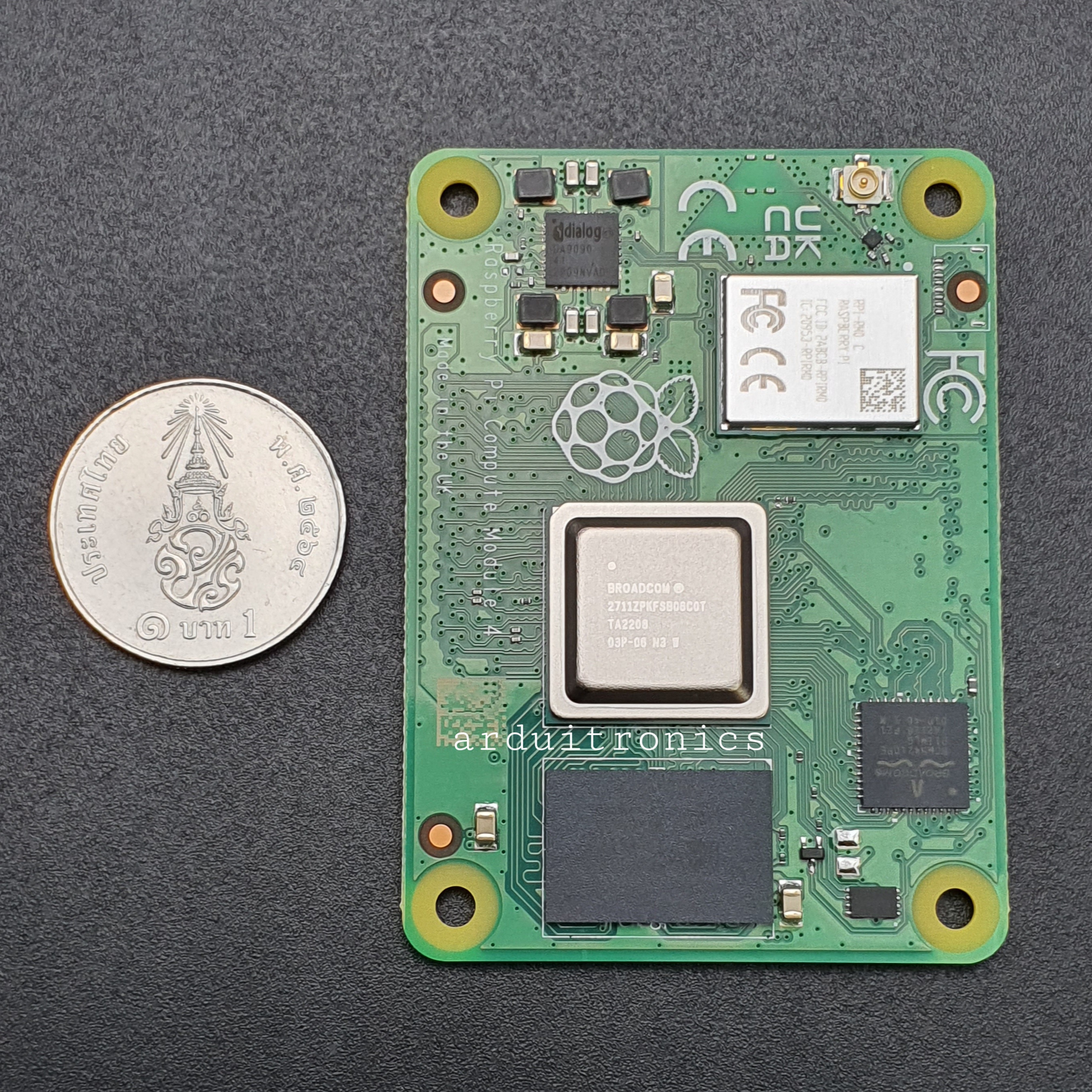 Raspberry Pi Compute Module 4 - 4GB / with WiFi / No eMMC